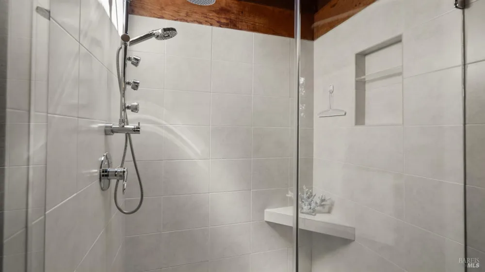 2312 Laguna Vista Drive Novato, CA 94945