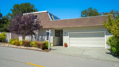 2312 Laguna Vista Drive
