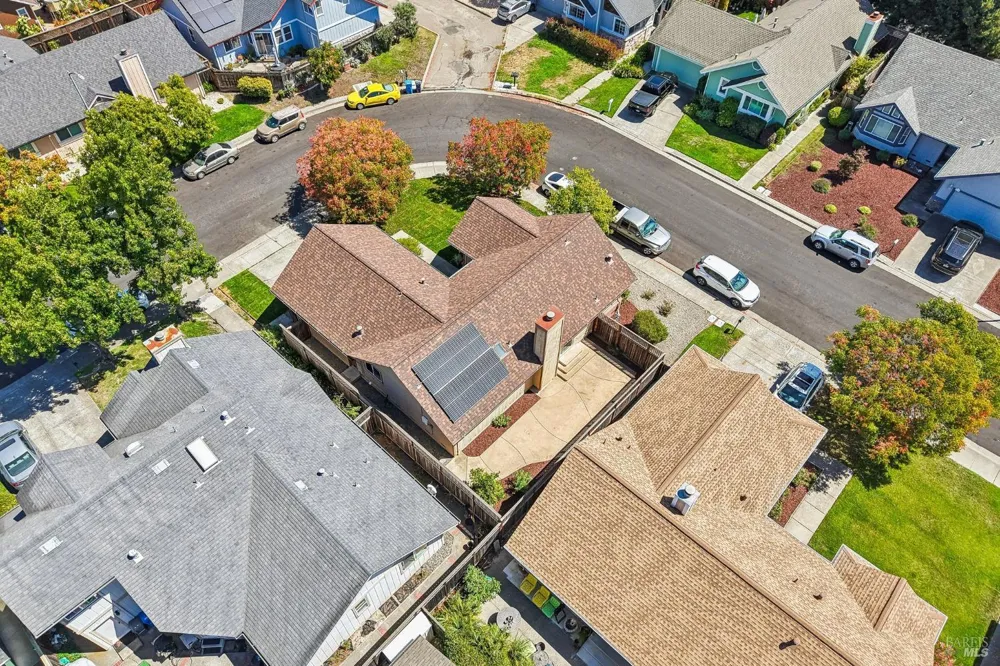 1443 Dandelion Way Petaluma, CA 94954