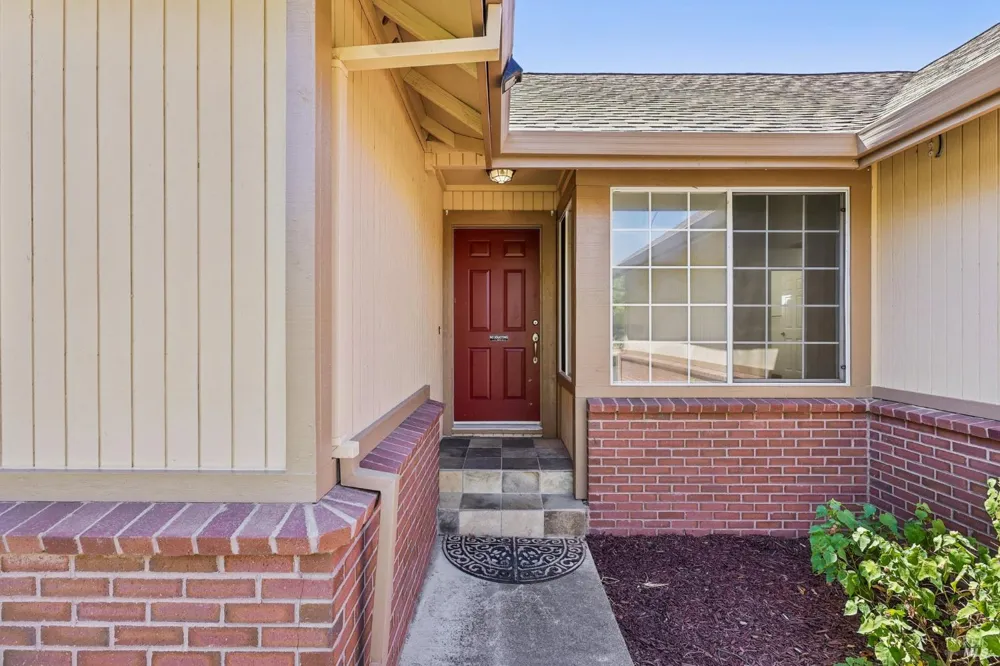 1443 Dandelion Way Petaluma, CA 94954