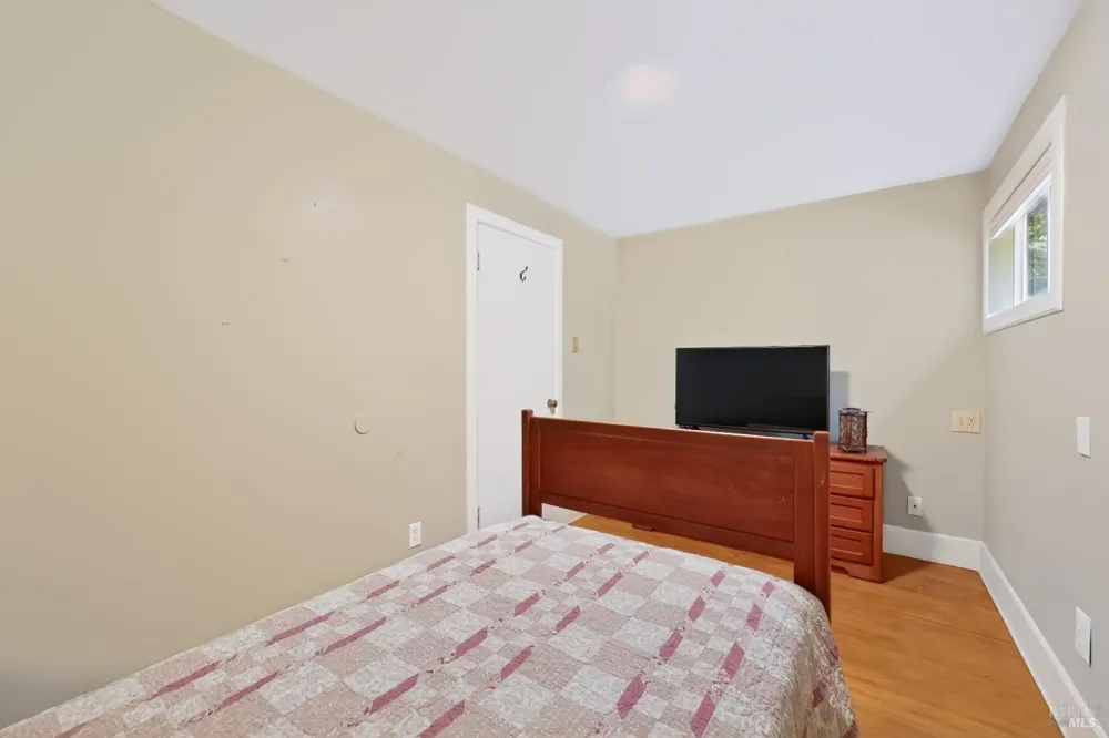 10131 Hwy 116 Forestville, CA 95436