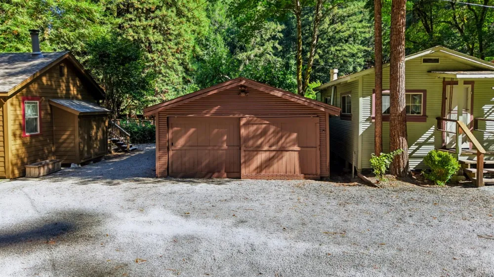 10131 Hwy 116 Forestville, CA 95436