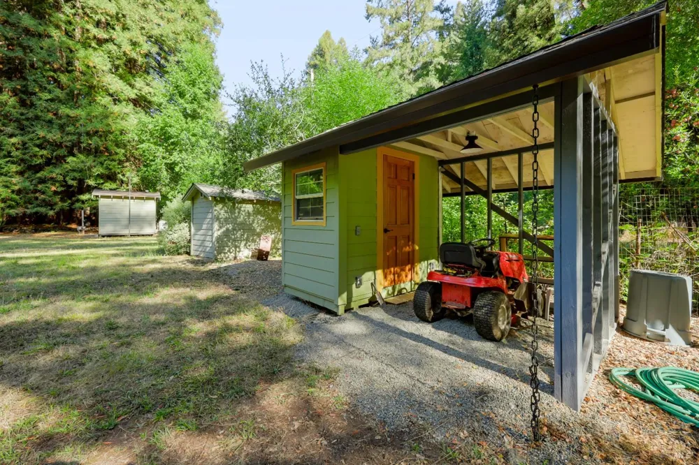 10131 Hwy 116 Forestville, CA 95436