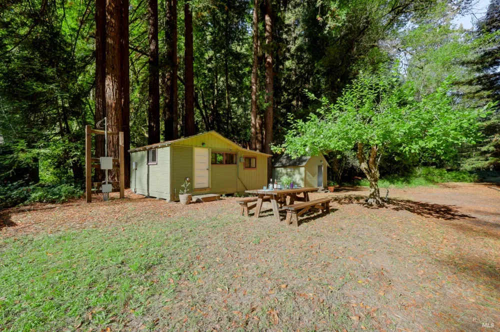 10131 Hwy 116 Forestville, CA 95436