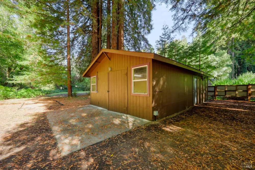 10131 Hwy 116 Forestville, CA 95436