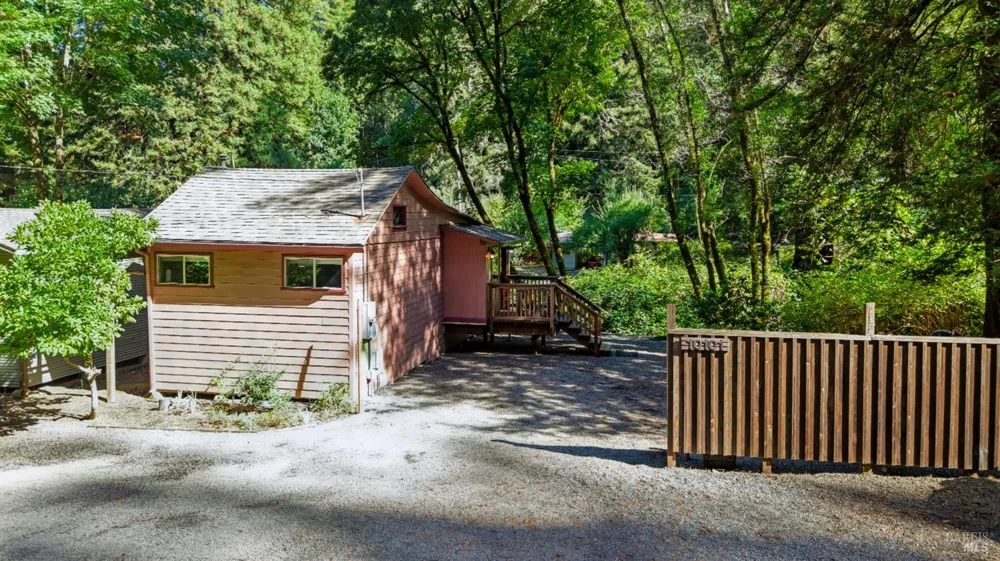 10131 Hwy 116 Forestville, CA 95436