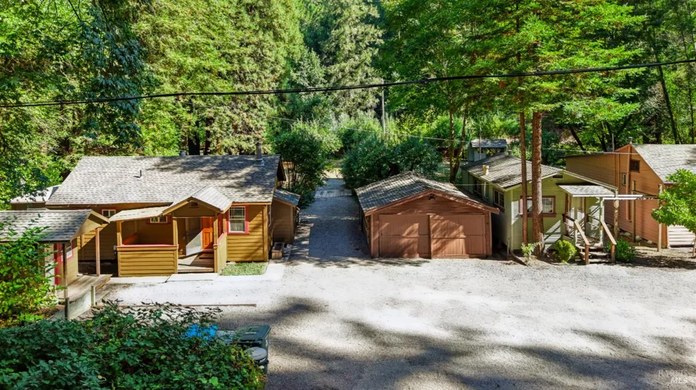 10131 Hwy 116 Forestville, CA 95436