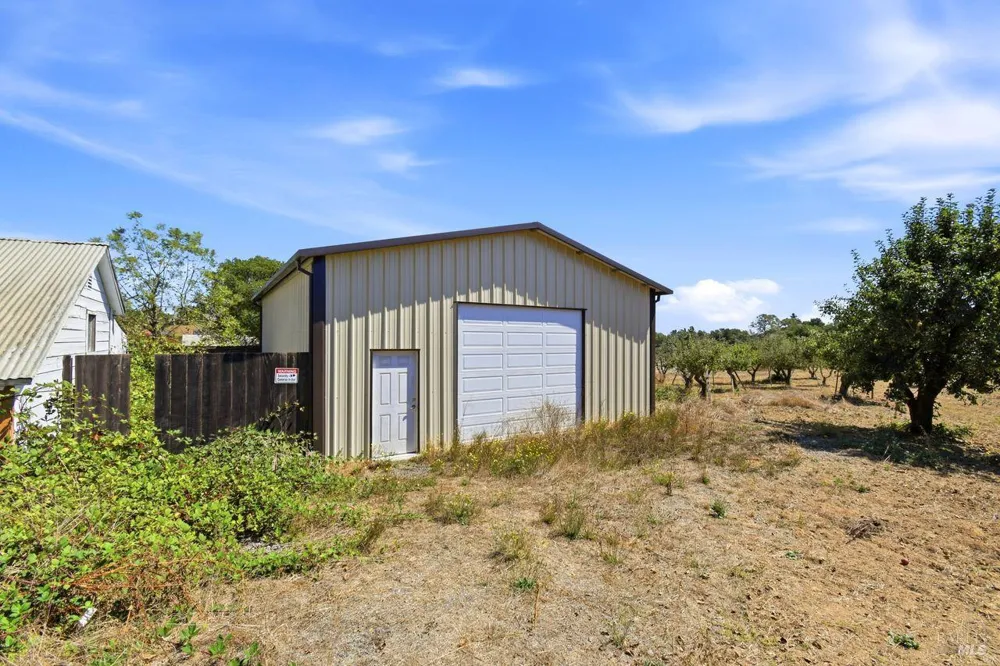 815 Blessing Way Sebastopol, CA 95472