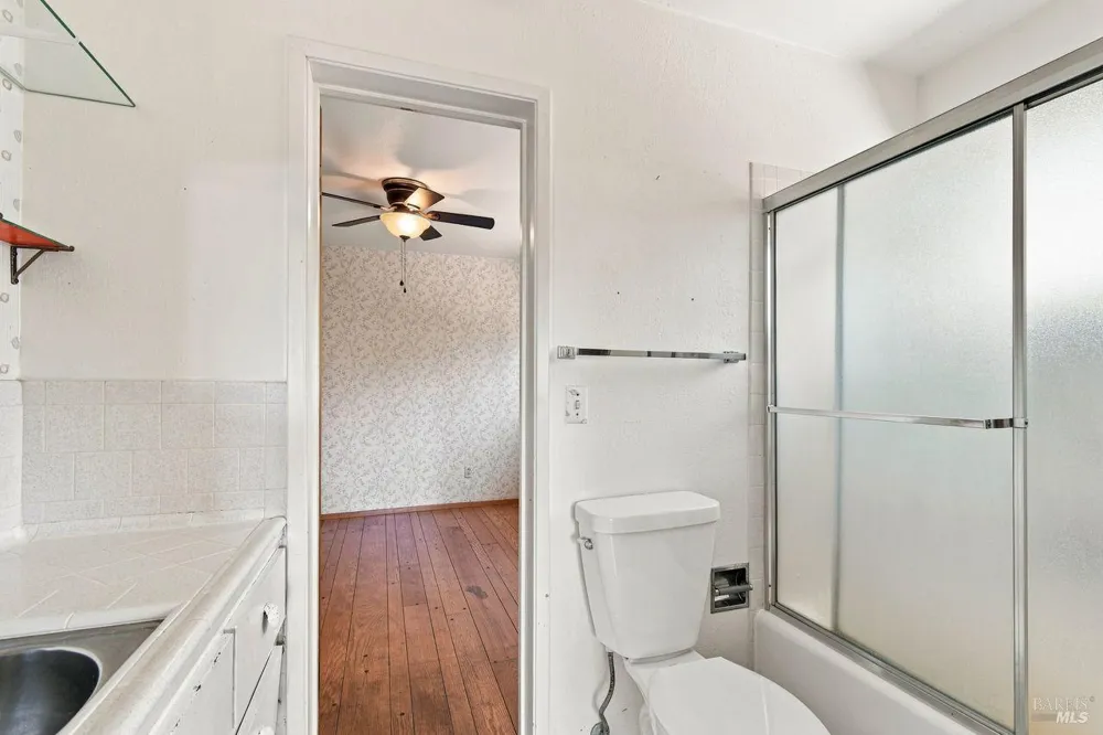 815 Blessing Way Sebastopol, CA 95472
