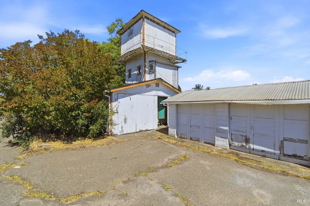 815 Blessing Way Sebastopol, CA 95472