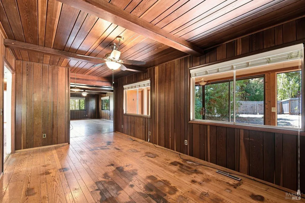 815 Blessing Way Sebastopol, CA 95472