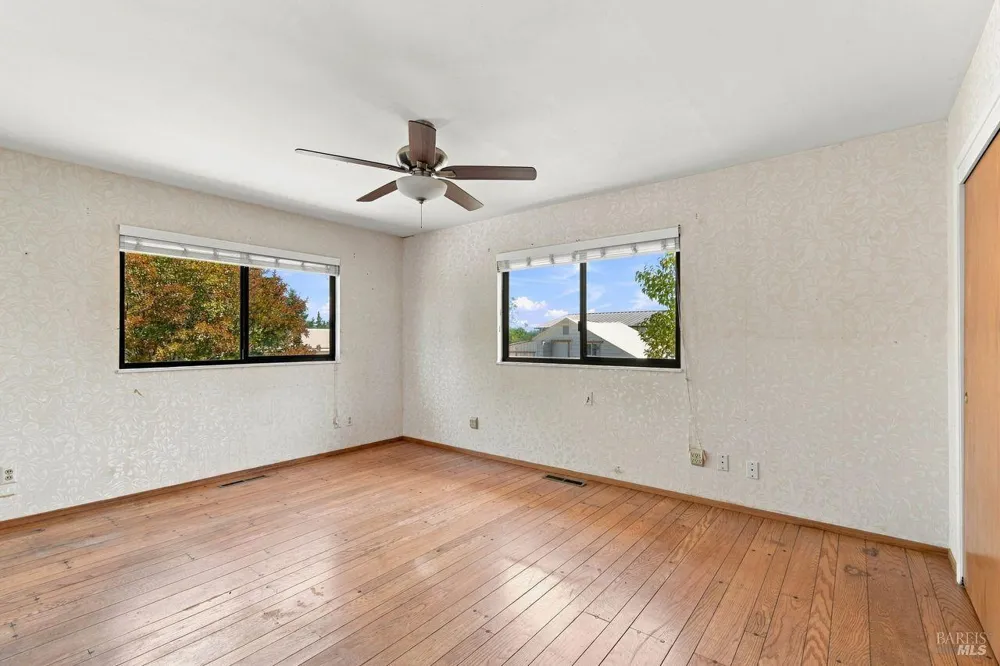 815 Blessing Way Sebastopol, CA 95472