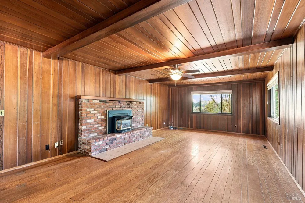 815 Blessing Way Sebastopol, CA 95472