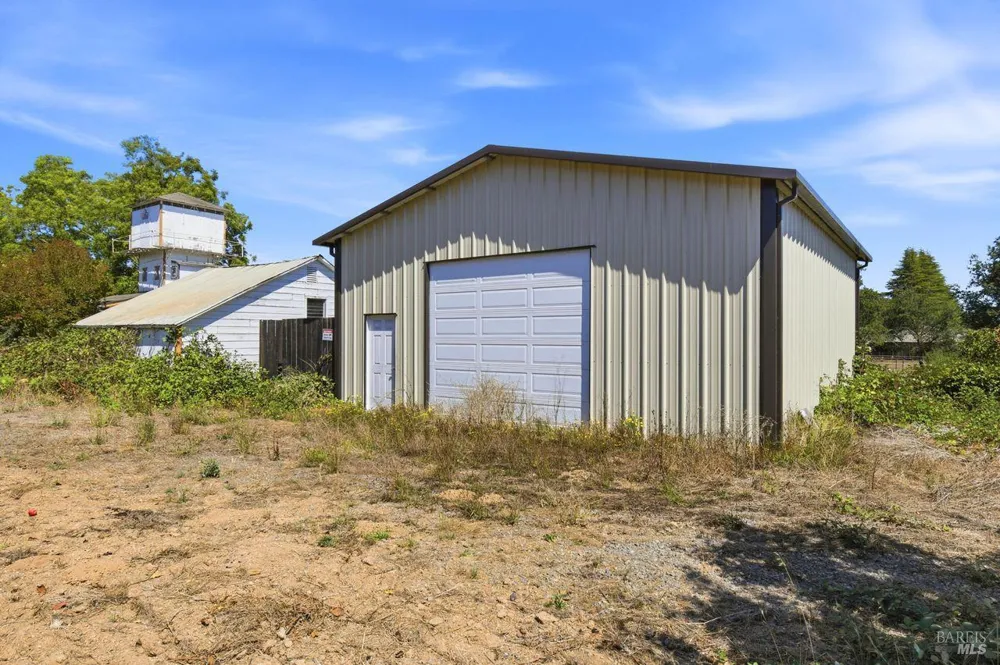 815 Blessing Way Sebastopol, CA 95472