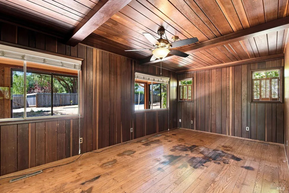 815 Blessing Way Sebastopol, CA 95472