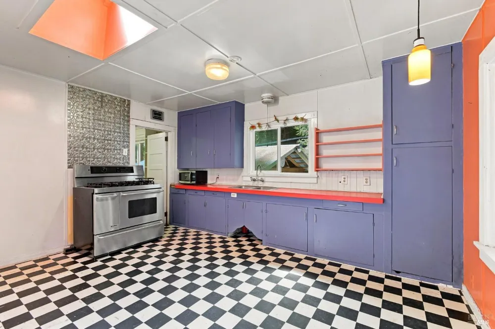 15400 Canyon 3 Road Guerneville, CA 95446