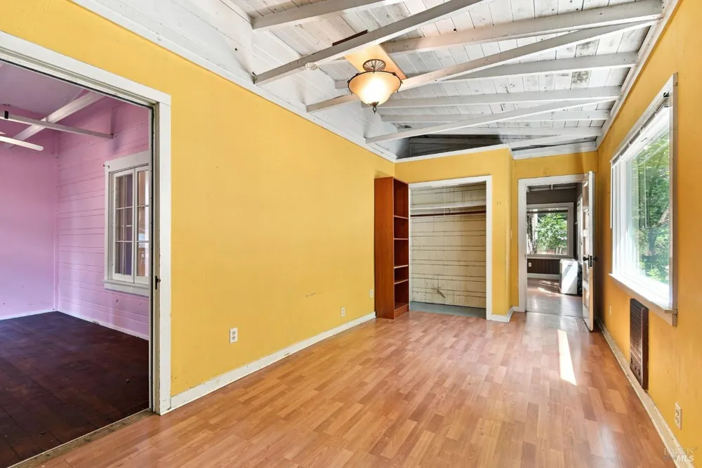 15400 Canyon 3 Road Guerneville, CA 95446