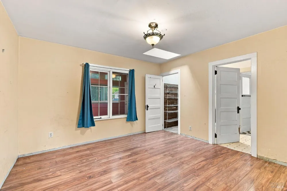 15400 Canyon 3 Road Guerneville, CA 95446