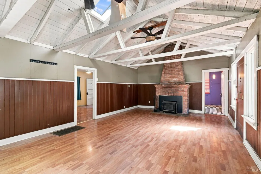 15400 Canyon 3 Road Guerneville, CA 95446