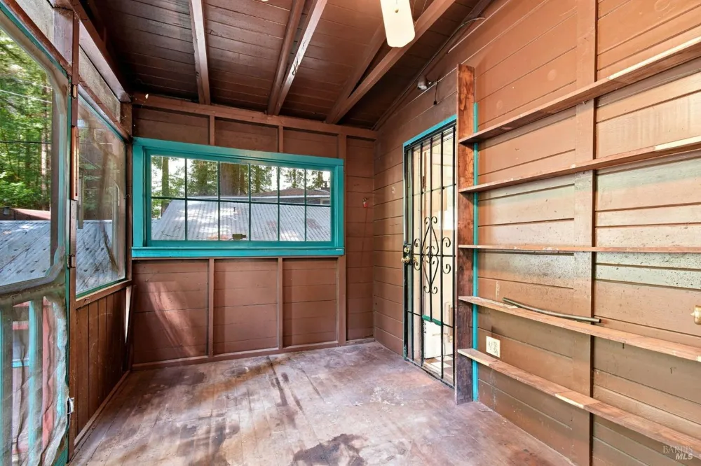 15400 Canyon 3 Road Guerneville, CA 95446
