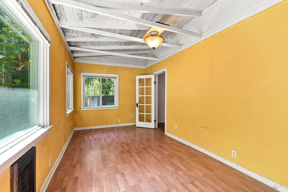 15400 Canyon 3 Road Guerneville, CA 95446
