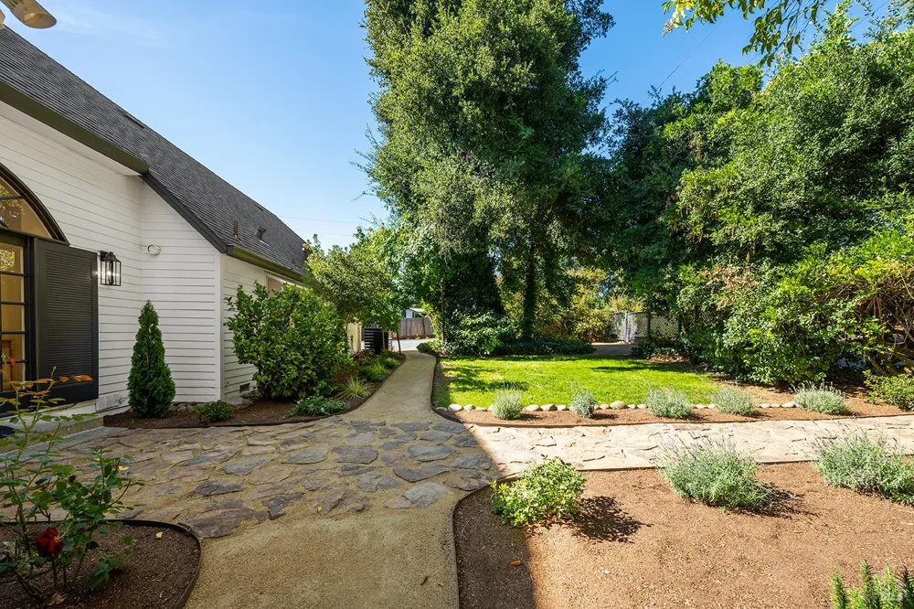 1470 High School Road Sebastopol, CA 95472