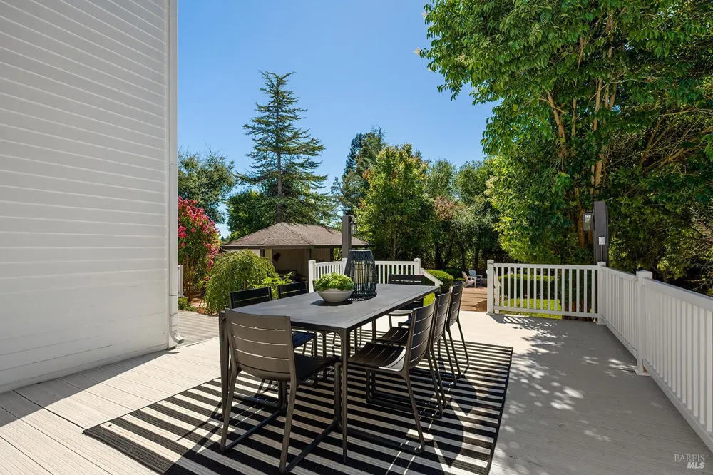 1470 High School Road Sebastopol, CA 95472