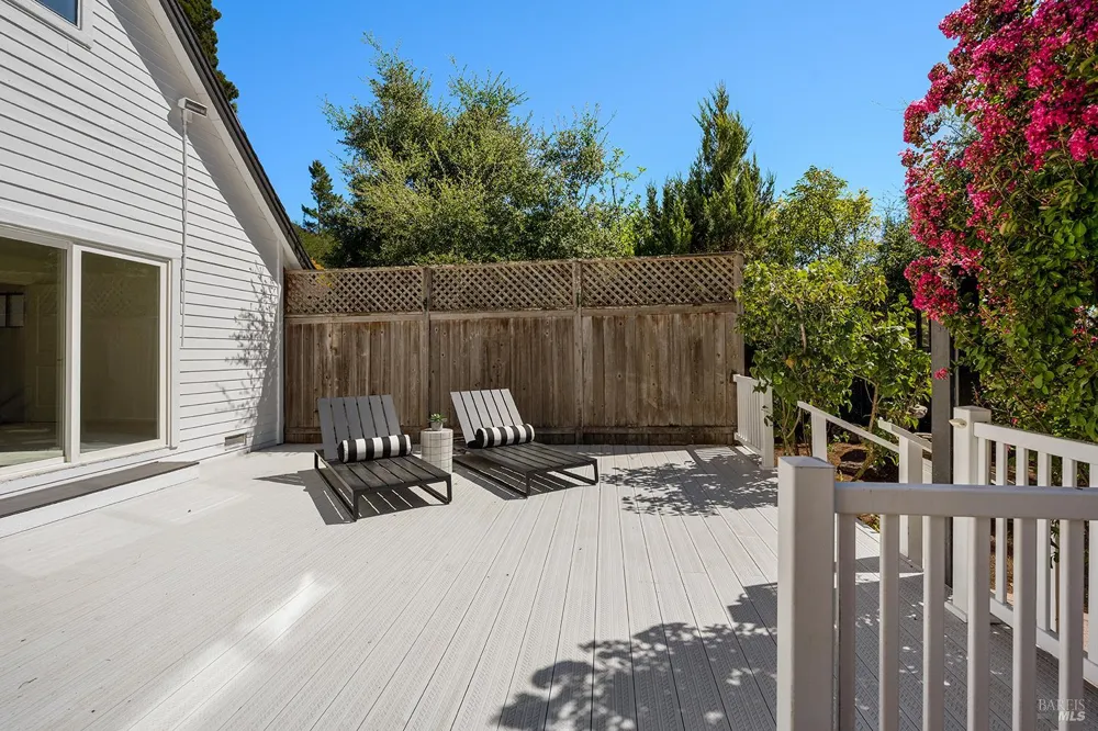 1470 High School Road Sebastopol, CA 95472