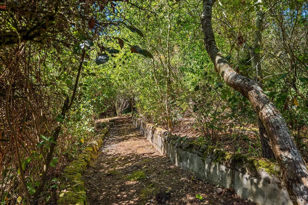 1470 High School Road Sebastopol, CA 95472