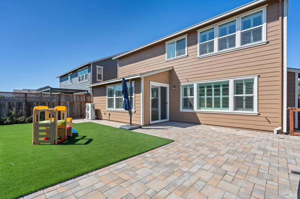 7436 Wendy Drive Rohnert Park, CA 94928