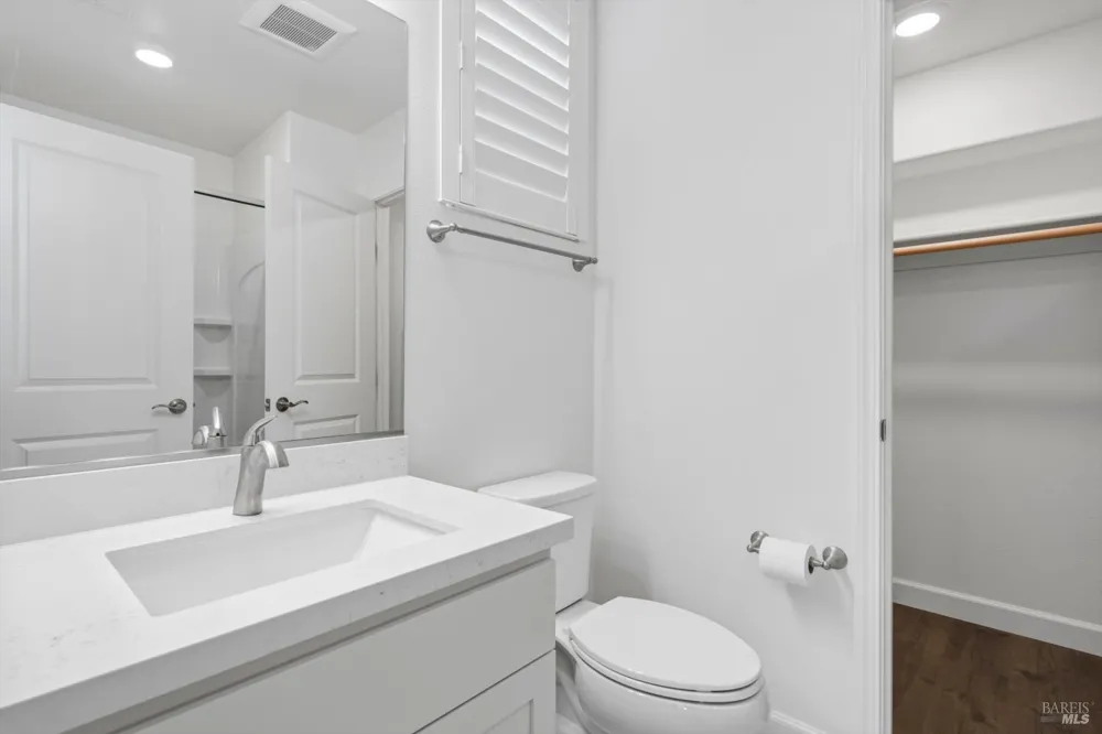 7436 Wendy Drive Rohnert Park, CA 94928