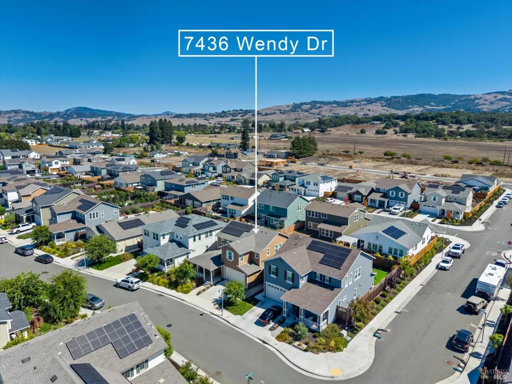7436 Wendy Drive Rohnert Park, CA 94928