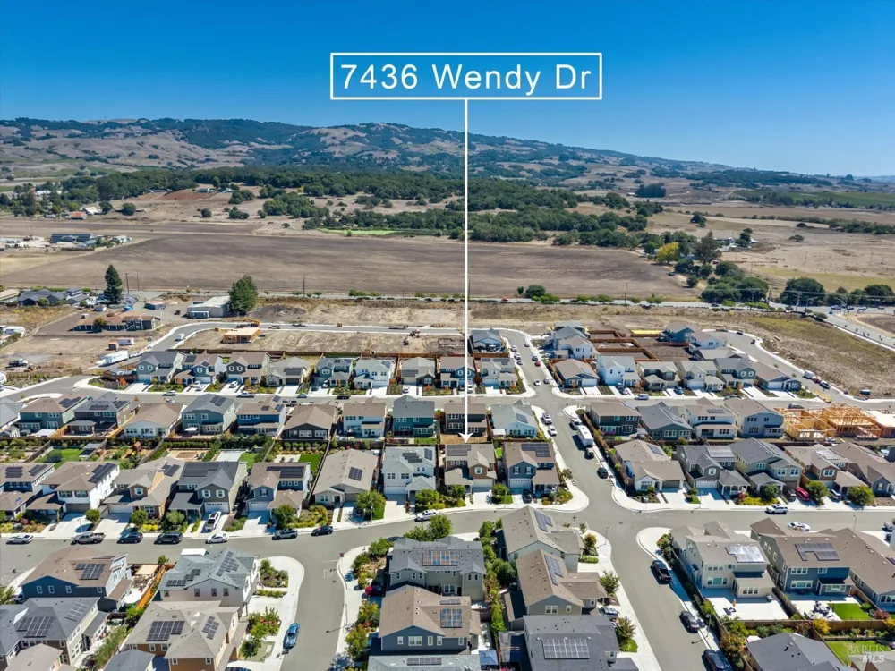 7436 Wendy Drive Rohnert Park, CA 94928