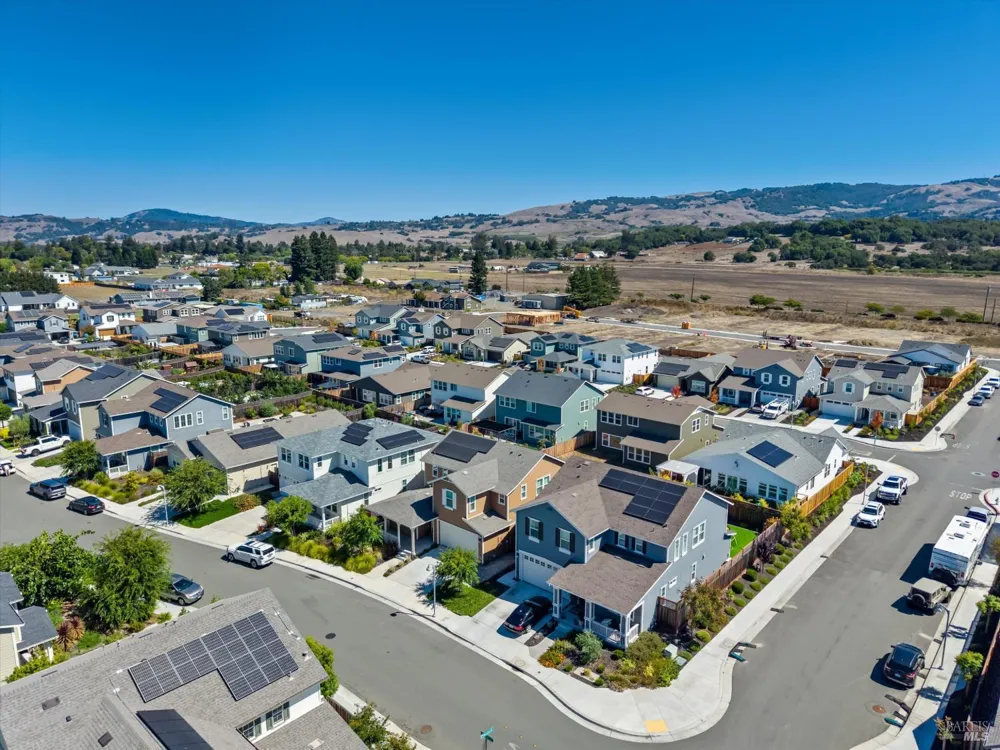 7436 Wendy Drive Rohnert Park, CA 94928