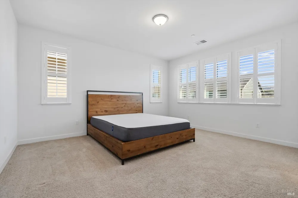 7436 Wendy Drive Rohnert Park, CA 94928