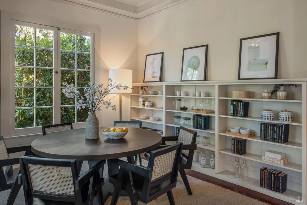 3242 Silverado Trail St. Helena, CA 94574
