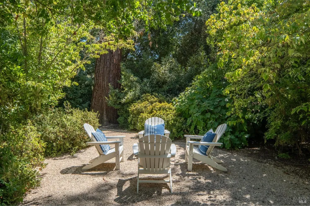 3242 Silverado Trail St. Helena, CA 94574
