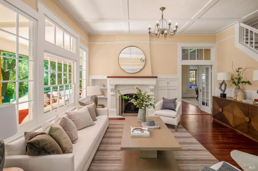 3242 Silverado Trail St. Helena, CA 94574