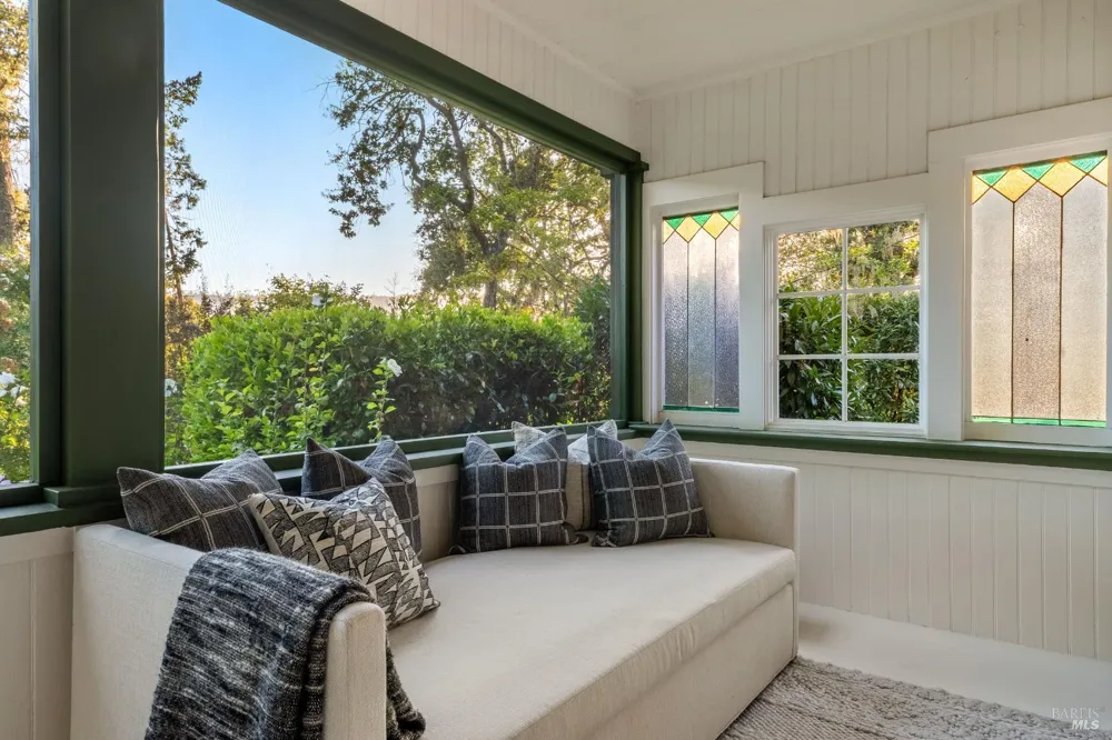 3242 Silverado Trail St. Helena, CA 94574