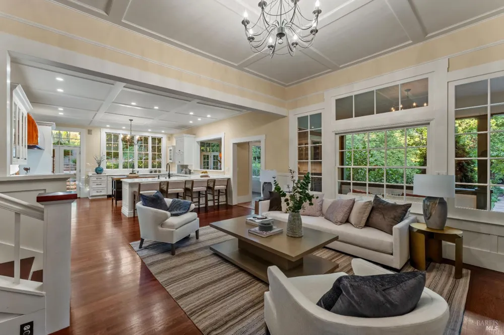 3242 Silverado Trail St. Helena, CA 94574