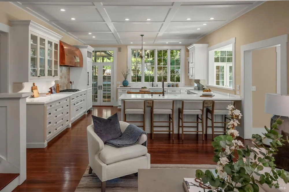 3242 Silverado Trail St. Helena, CA 94574