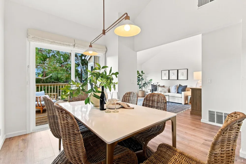 8 Chaucer Court Mill Valley, CA 94941