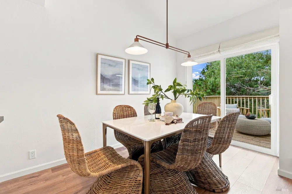 8 Chaucer Court Mill Valley, CA 94941