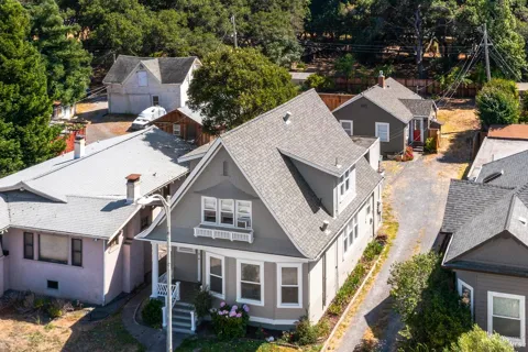 732 Petaluma Boulevard S