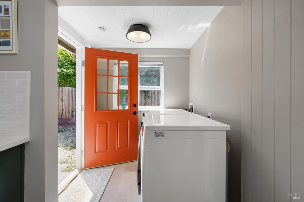 732 Petaluma Boulevard S Petaluma, CA 94952