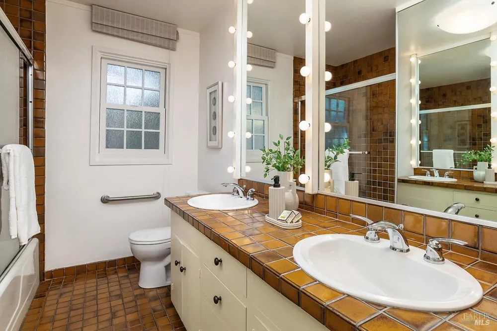 7 Locksly Lane San Rafael, CA 94901