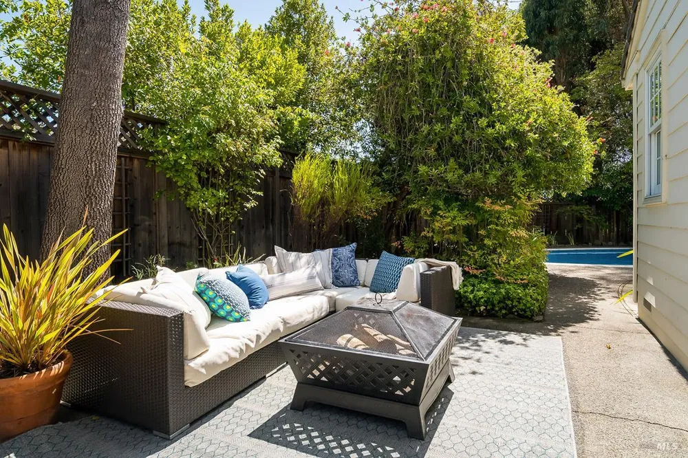 7 Locksly Lane San Rafael, CA 94901