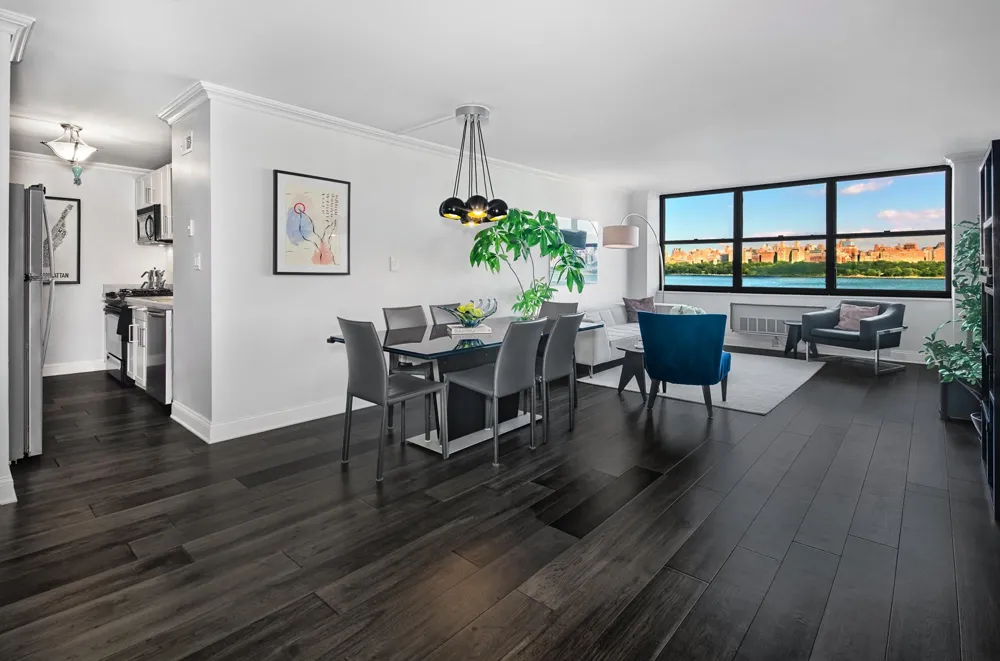 7004 BLVD EAST Guttenberg, NJ 07093