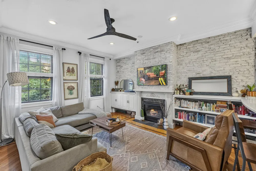 121 BLOOMFIELD ST Hoboken, NJ 07030
