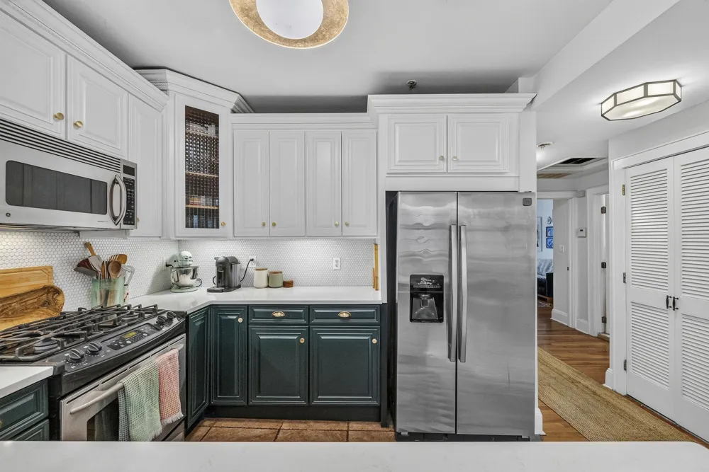 121 BLOOMFIELD ST Hoboken, NJ 07030